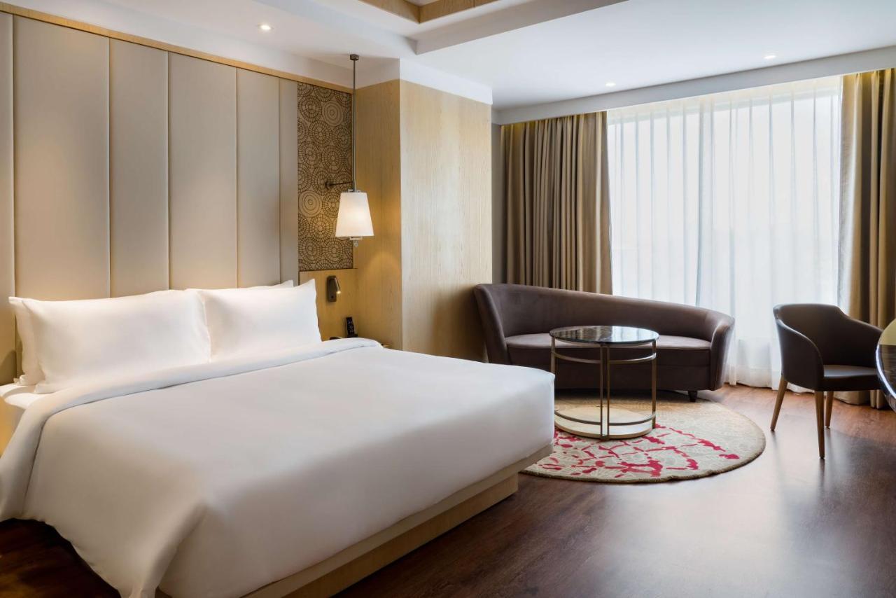 Hotel Radisson Bhopal Exterior foto