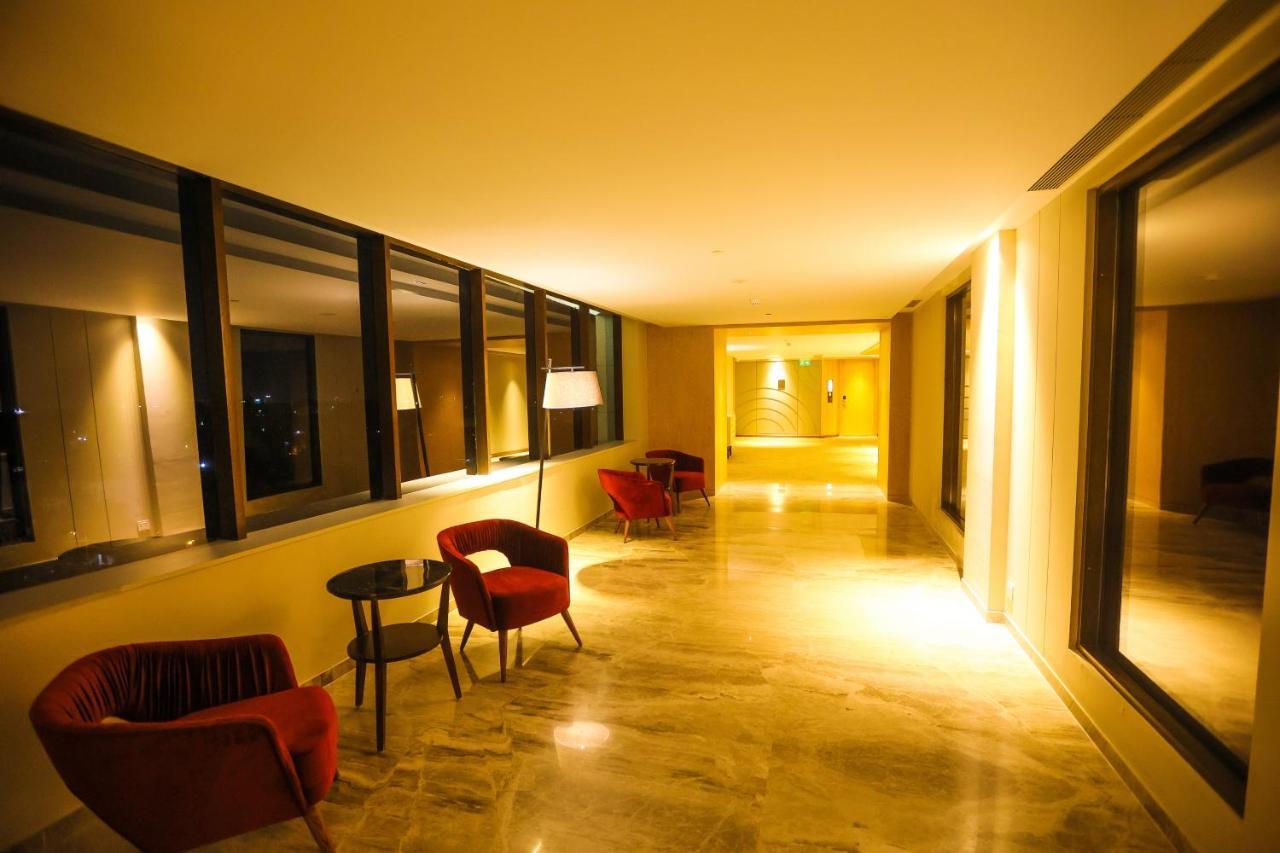 Hotel Radisson Bhopal Exterior foto