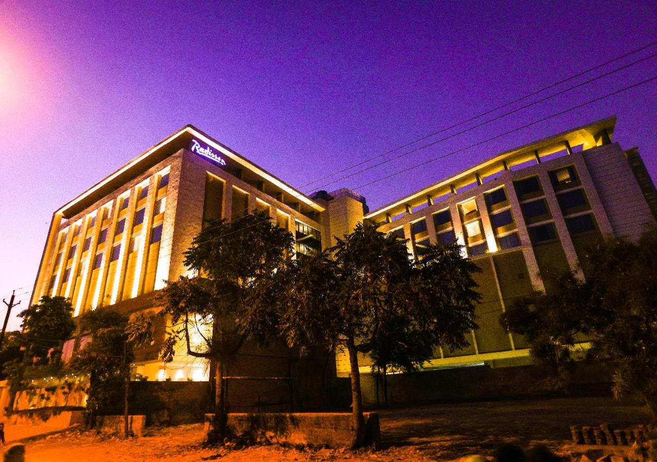 Hotel Radisson Bhopal Exterior foto