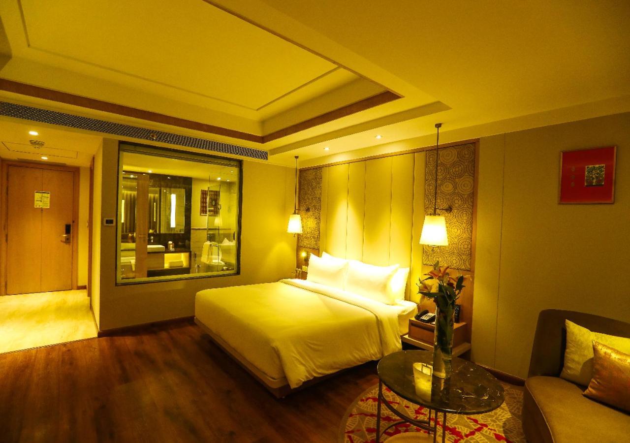 Hotel Radisson Bhopal Exterior foto