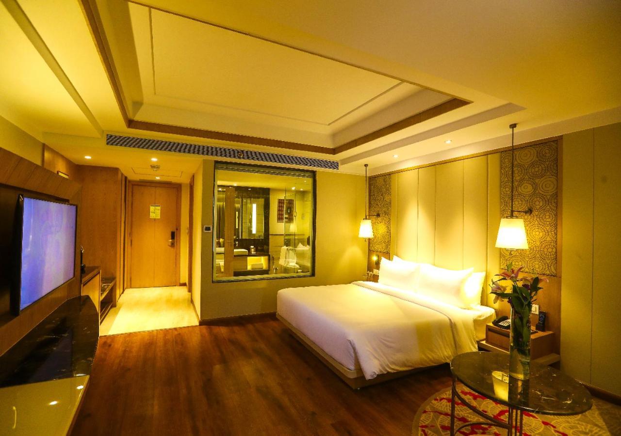 Hotel Radisson Bhopal Exterior foto